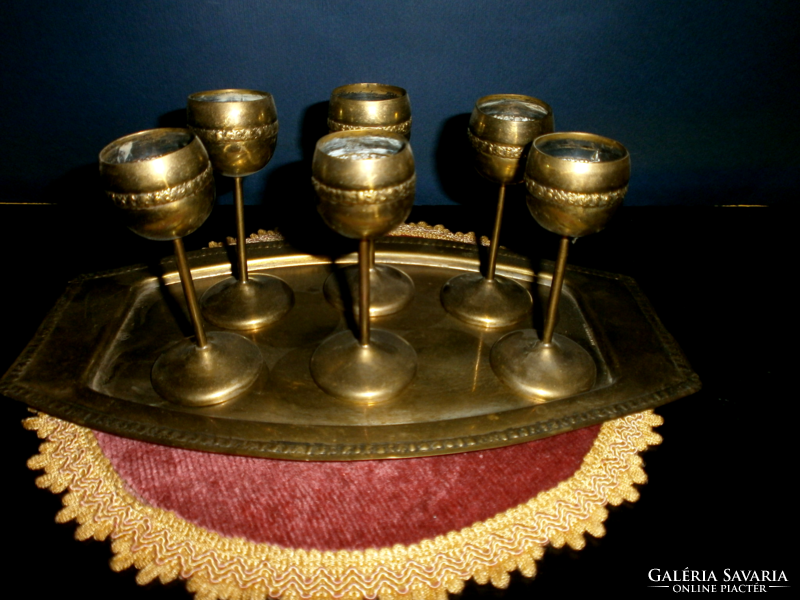 Stampedlis set with tray and six glasses