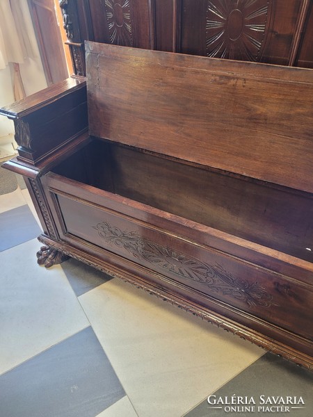 Antique renaissance chest bench