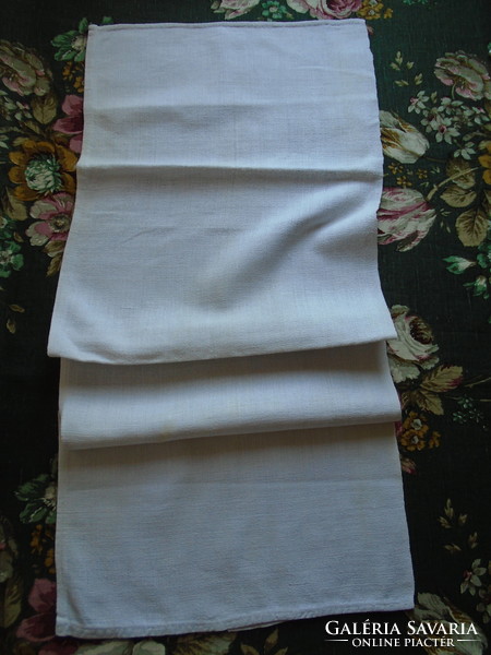 Home-woven cotton towel 103 x 39 cm.