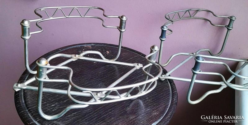 2 Pcs: old and practical metal serving / dish holder