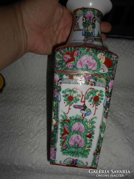 Kínai kézzel festett porcelán  váza