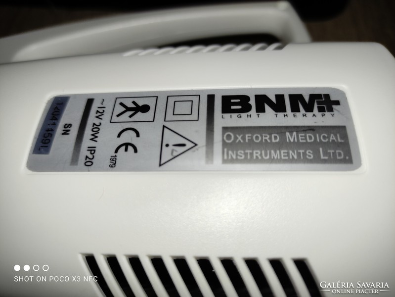 BNM polarizált fényterápiás lámpa színterápiás gyógylámpa lencsékkel útmutatóval