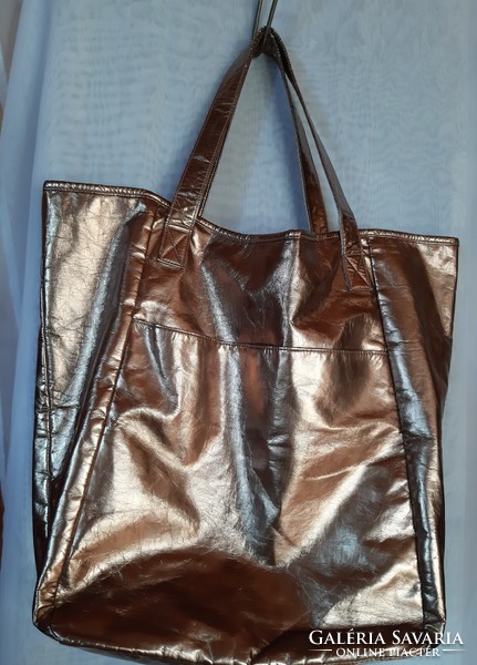 Gold-colored, fashion bag, with large packaging, in excellent condition!