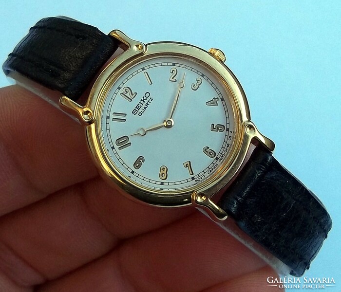 Seiko 1n00-0a10 vintage women's watch