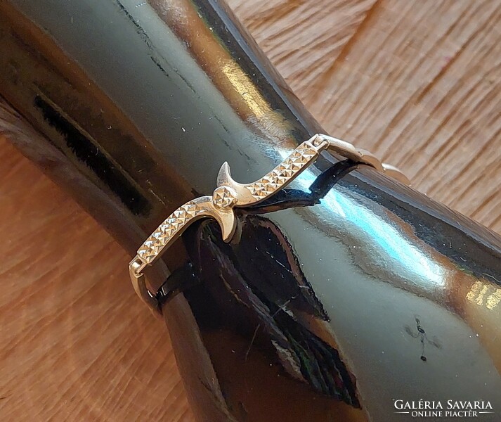 Különleges gyémántmetszett ezüst karkötő