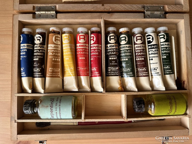 Rubens, ddr oil paint set (1983), with brushes
