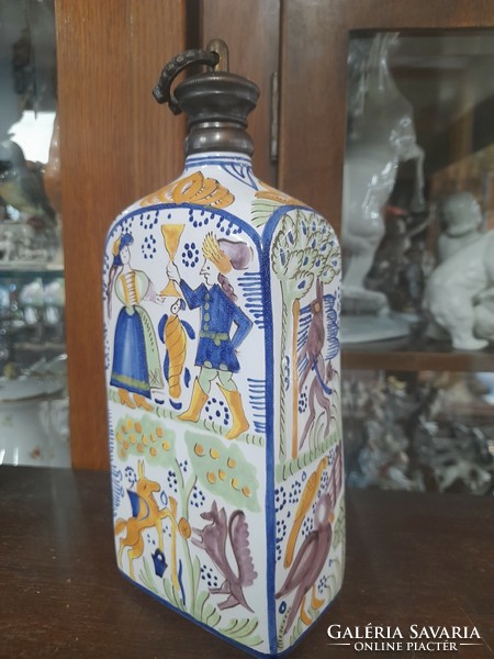 Habán hand-painted flawless bottle. 26.5 Cm.