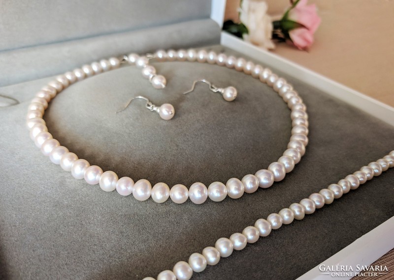 Classic Pearl Necklace Bracelet Earrings Jewelry Set with Cultured Pearls for Casual Wedding