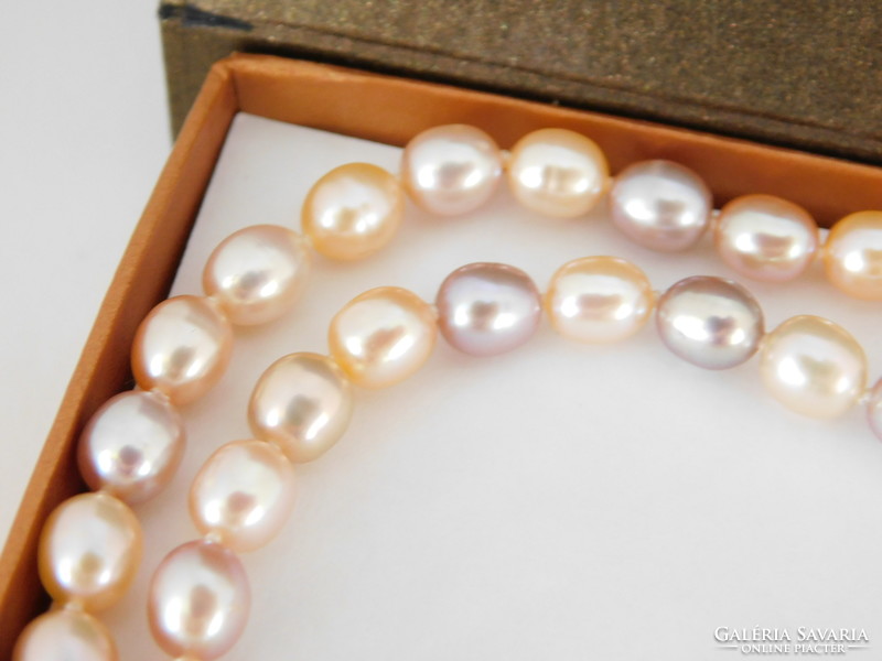 18 K gold multicolored beautiful pearl necklace