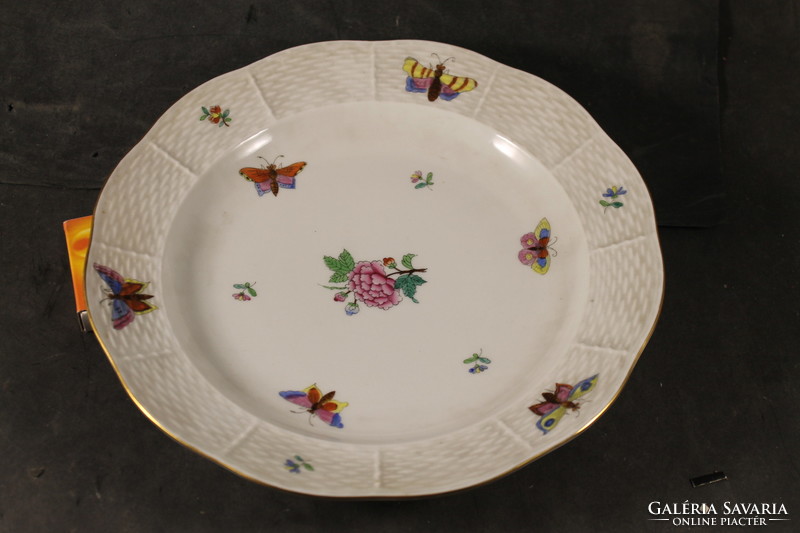 Old Herend Victoria pattern plate 565