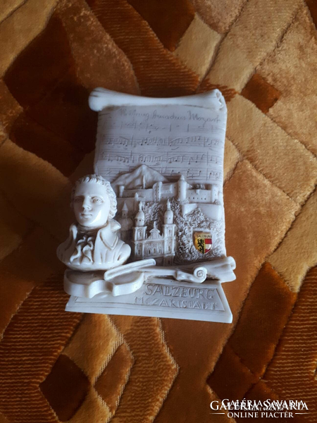 Mozart statue from the Mozart house, height: 13.5 cm, width: 9 cm