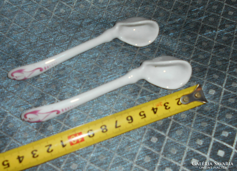 2 porcelain spoons - the price applies to 2 (for mustard or other condiments)