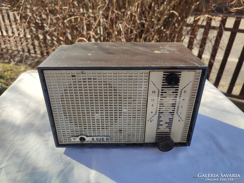 Videoton r 926a dahlia old radio