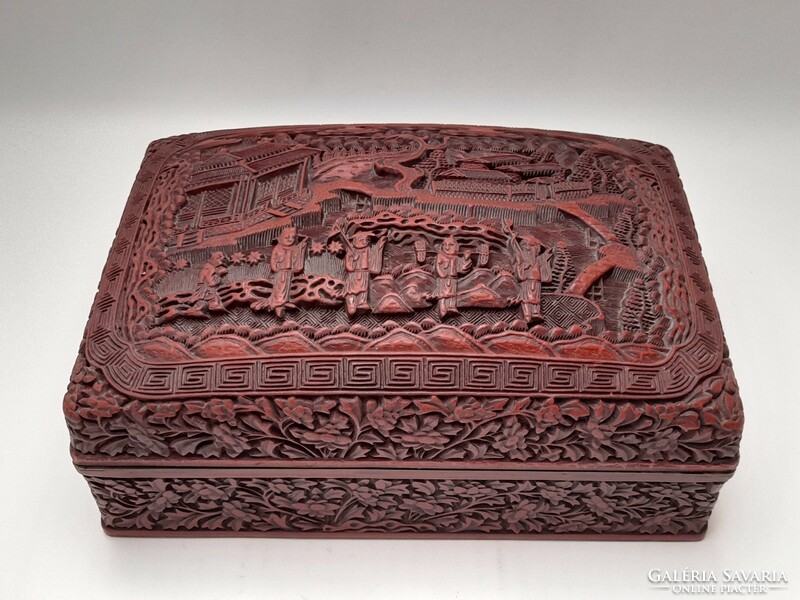 Old Antique Large Chinese Cinnabar Carved Lacquer Box Jewelry Holder 22.5 x 15.3 x 10 cm