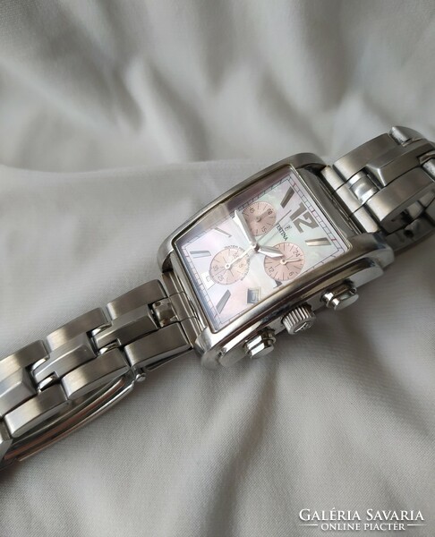 Unisex festina quartz watch in great condition