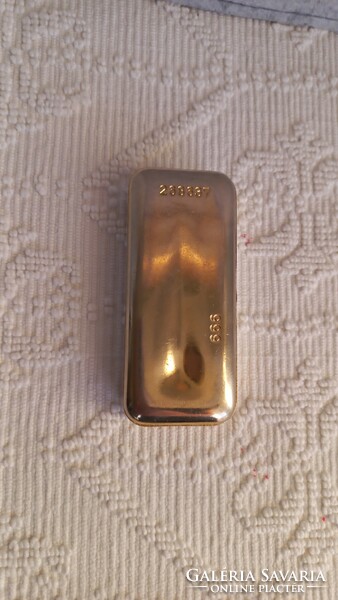 Vintage  fém sörnyitó/csavaros fedél/kupak nyitó, jelölt, számozott aranyrúd formában