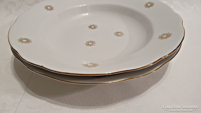 Régi, CP Colditz, német porcelán étkészletből  2db. lapos tányér és 2 db. leveses tányér.