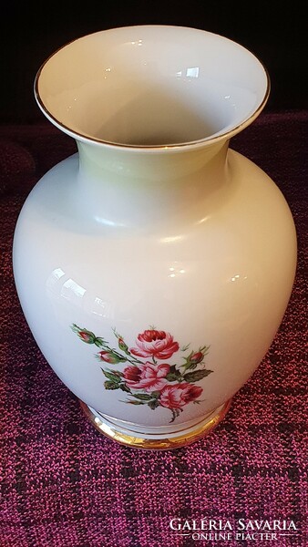 Régi, Hollóházi porcelán váza.15 cm. magas.