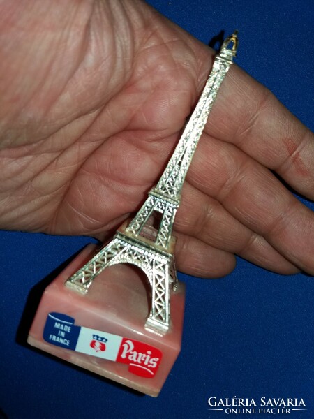 Régi 1970. -s évek Párizs Eiffel torony makett polcdísz utazó emlék kis szobor a képek szerint