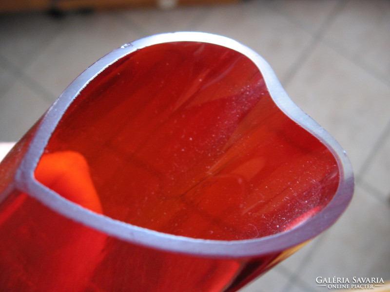 Even for Valentine's Day, the heart vase is red and transparent