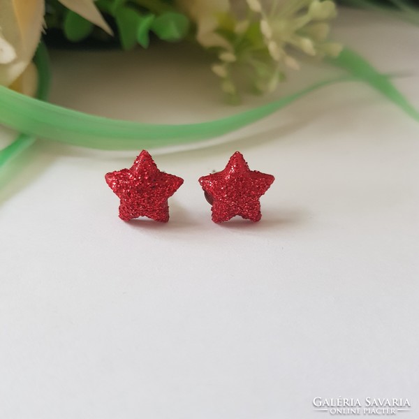 Új, csillogós piros színű, mini csillag alakú fülbevaló, bizsu