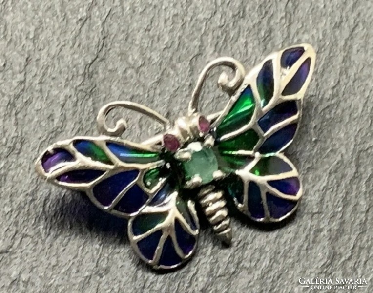 Pillangó/lepke  ezüst bross, rubin/smaragd, markazittal és tűzzománccal ezüst /925/ --új