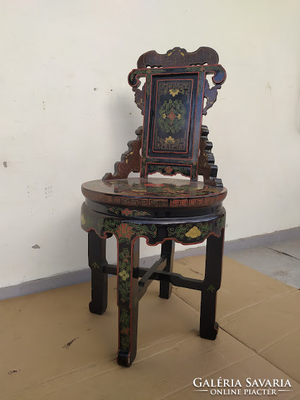 Antik kínai vésett és festett fekete lakk szék 3922