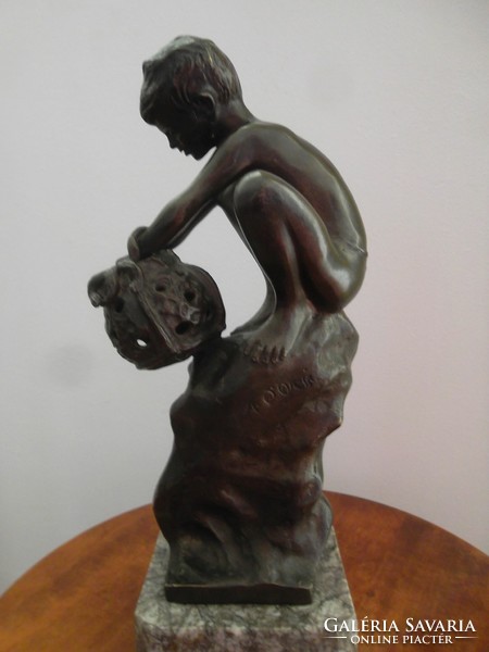 Achille D'Orsi (1845-1929) Poliphalász,jelzett bronz szobor