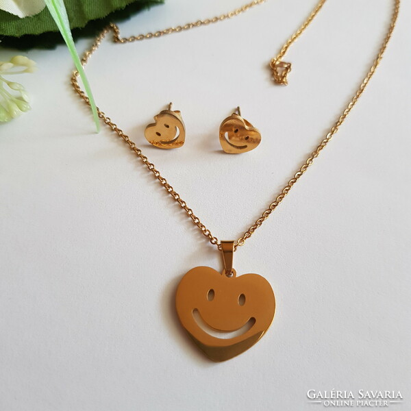 New smiling heart-shaped jewelry set, bijou - necklace, earrings
