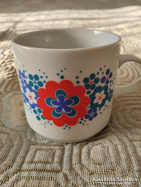 Lowland porcelain canteen mug