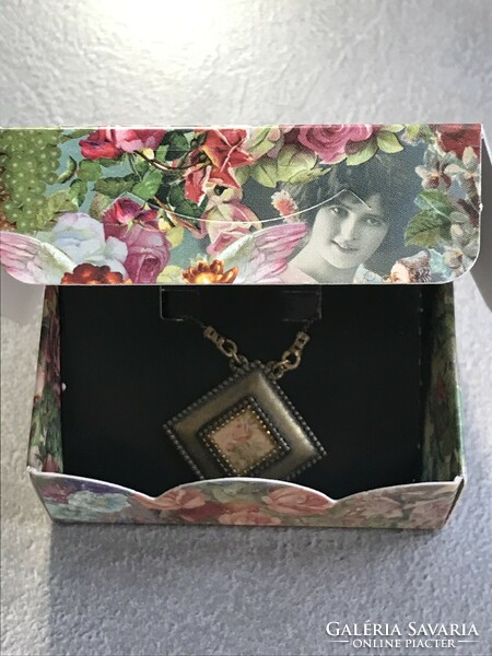 Michal negrin necklace in original box, new