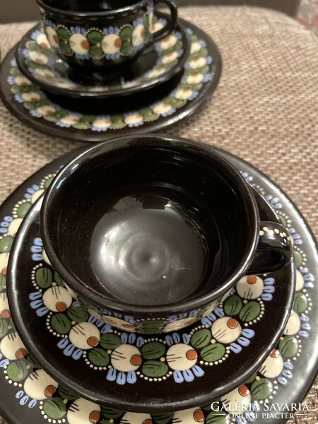 E. Hänni Heimberg svájci keramikus készítette kávés/teáscsészék aljjal és kistányérral, 4 személyes