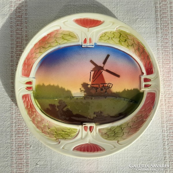 Körmöcbánya Art Nouveau windmill majolica decorative wall plate, 18 cm