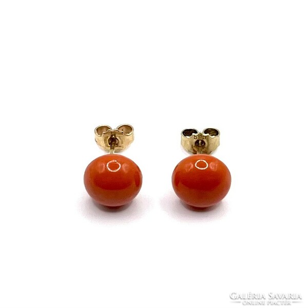 4824. Old studded coral earrings