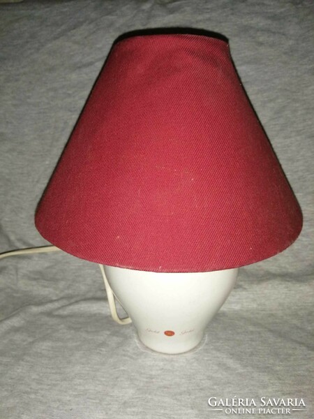 Table lamp with burgundy shade, 25 cm high
