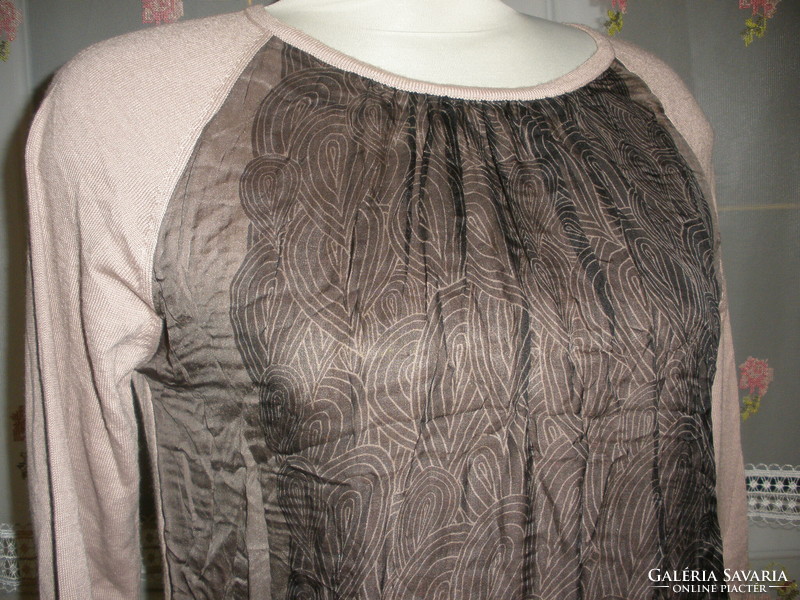 Pulóver-ruha selyemmel, Alba Conde L