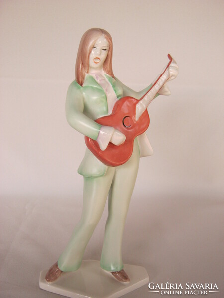 Aquincum porcelain retro girl with guitar, large size 25 cm