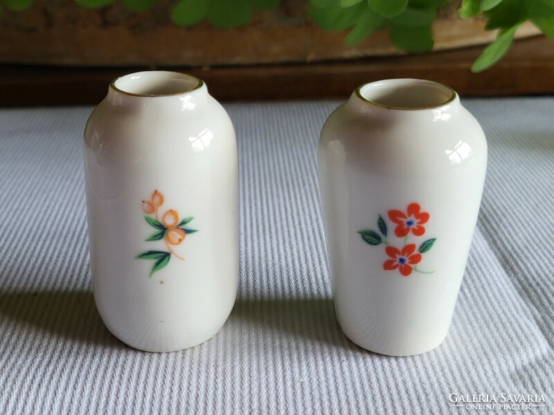 Hollóházi porcelán_mini vázák párban