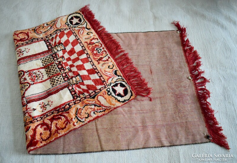 Turkish patterned carpet, tapestry, wall decoration, silk carpet 111 x 53 cm + fringe