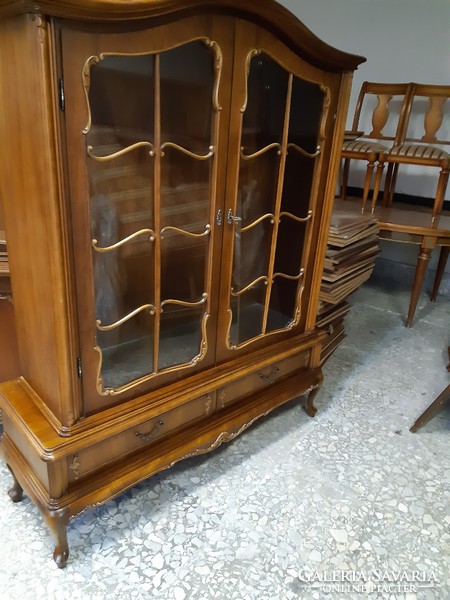 Warrings 170x135cm two-part display cabinet