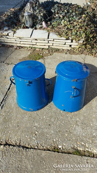 Grease pails, enameled vats, 3 peasant decorations