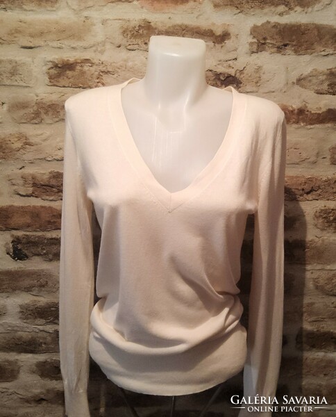 Mossimo dutti women's silk cashmere sweater chest. 88 cm