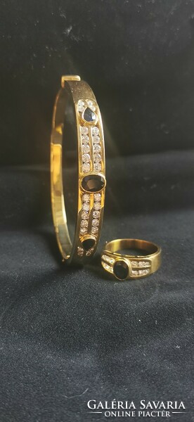 Beautiful gold jewelry set (18k)