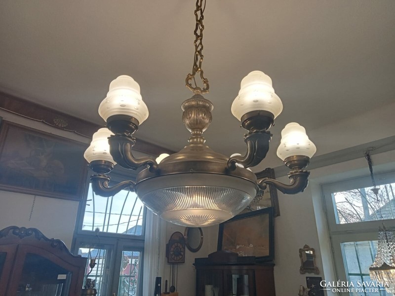 Large bronze chandelier, 8 lights