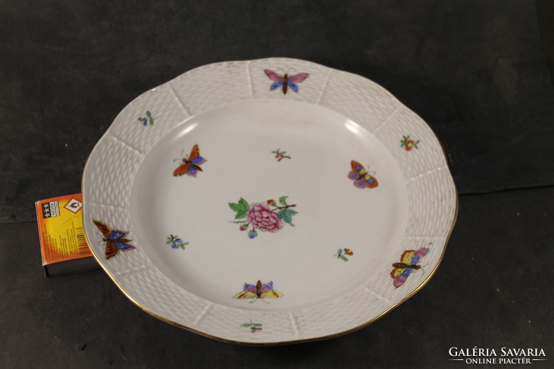 Old Herend Victoria pattern plate 635