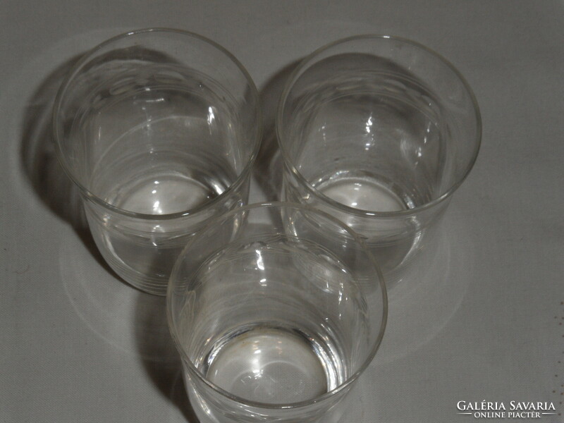 Régi vékony falú, csiszolt üveg boros pohár ( 3 db. )
