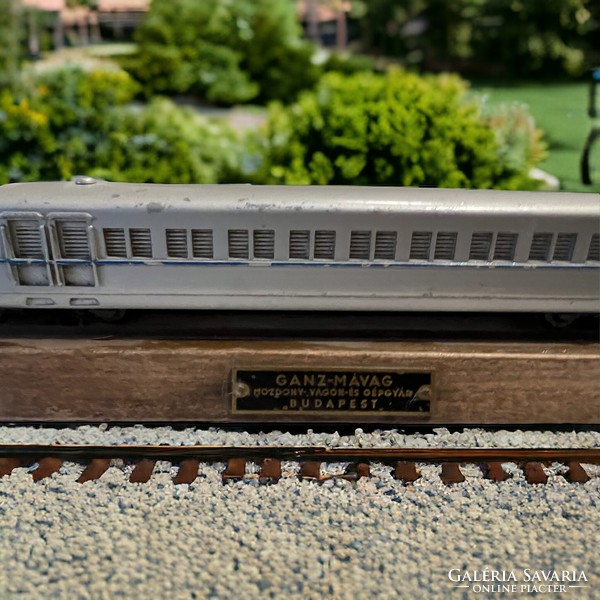 Ganz-mávag locomotive railway model/maquette on a wooden base