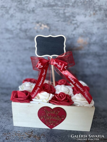 Rose box / flower box in a wooden box for Valentine's Day
