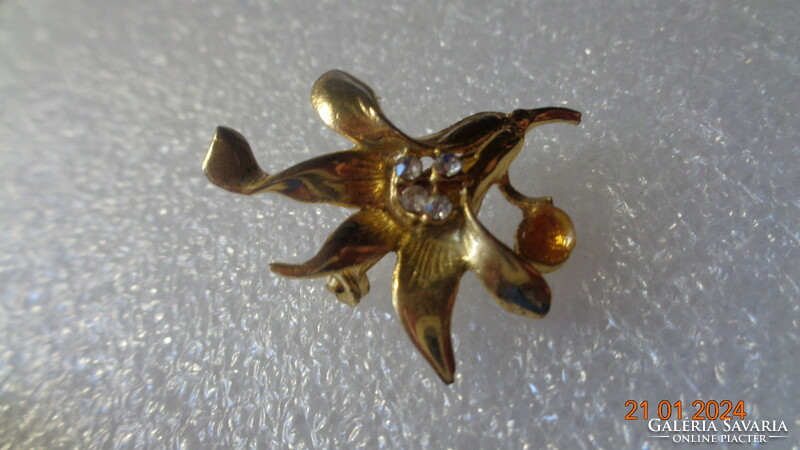 Brooch, bell flower shape, gold-plated, beaded