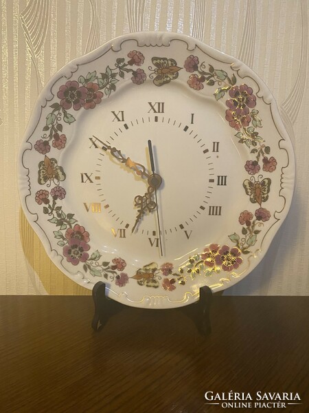 Zsolnay plate clock